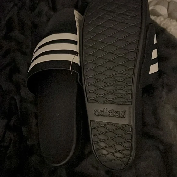 NWT Addias athletic shoes with tags🌸🌸🌸 - Picture 2 of 6